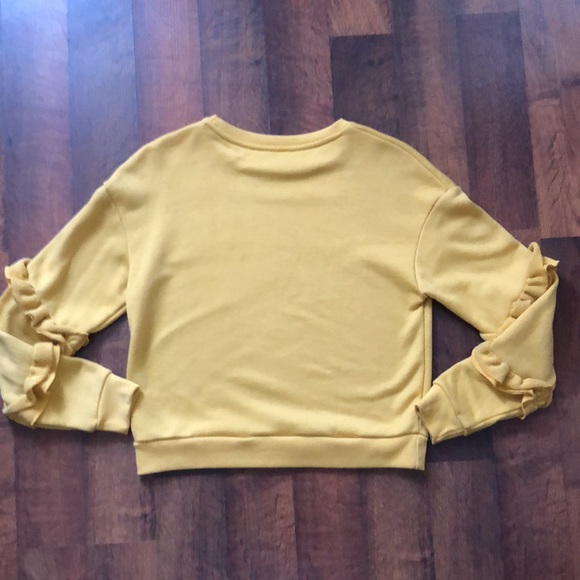 Sweater with Ruffled Sleeves - Picture 7 of 7